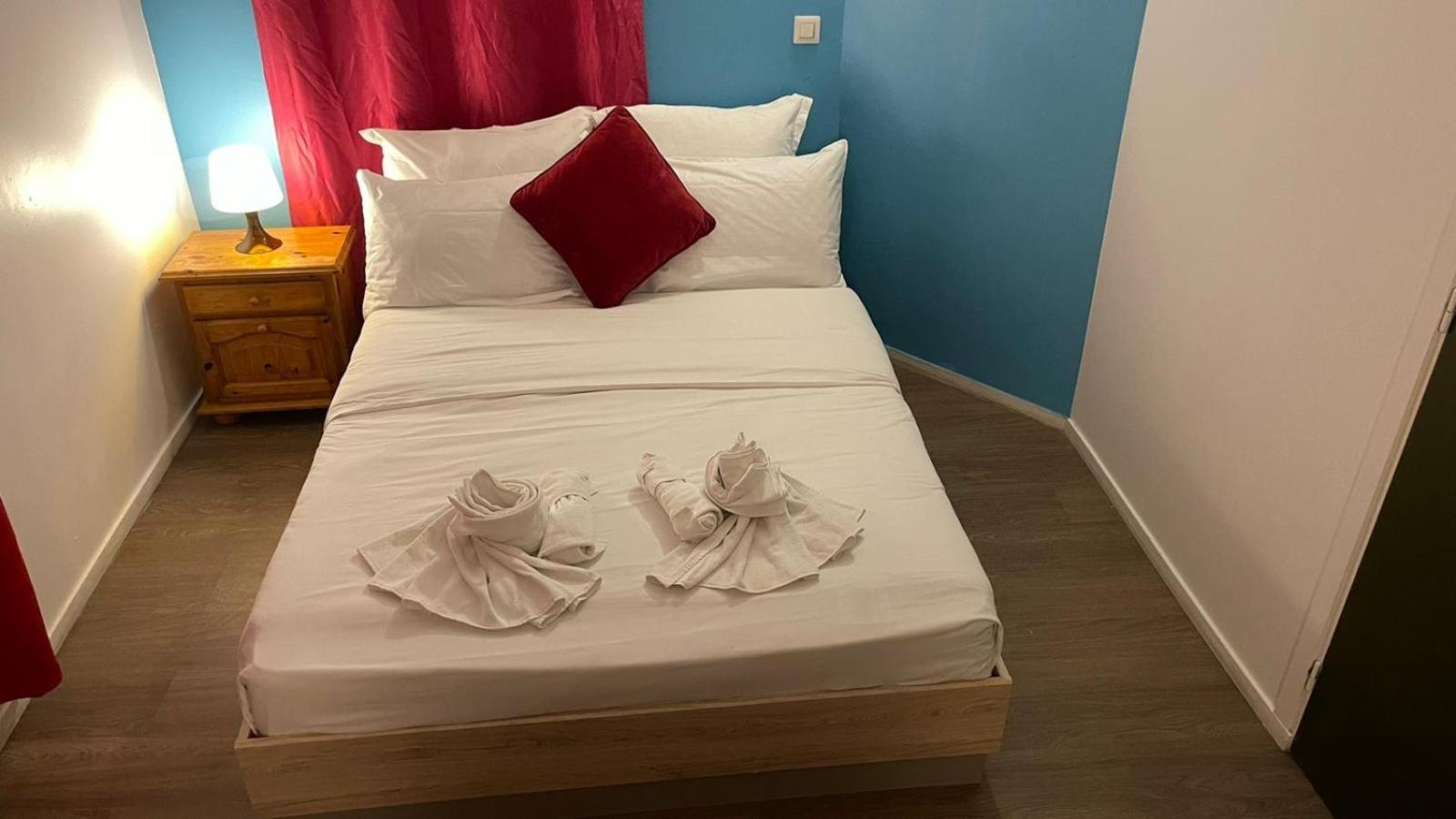 Hotel- Restaurant Le Saint Quentin 外观 照片