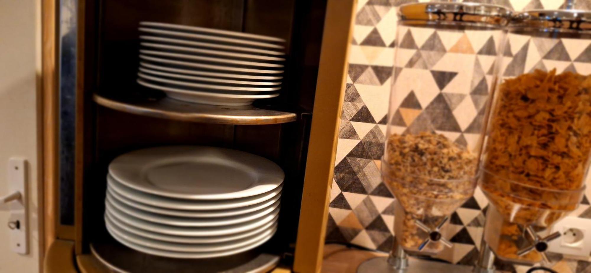 Hotel- Restaurant Le Saint Quentin 外观 照片
