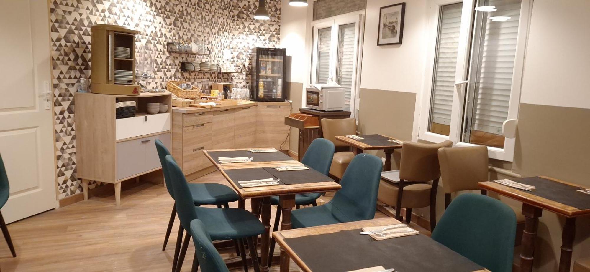 Hotel- Restaurant Le Saint Quentin 外观 照片