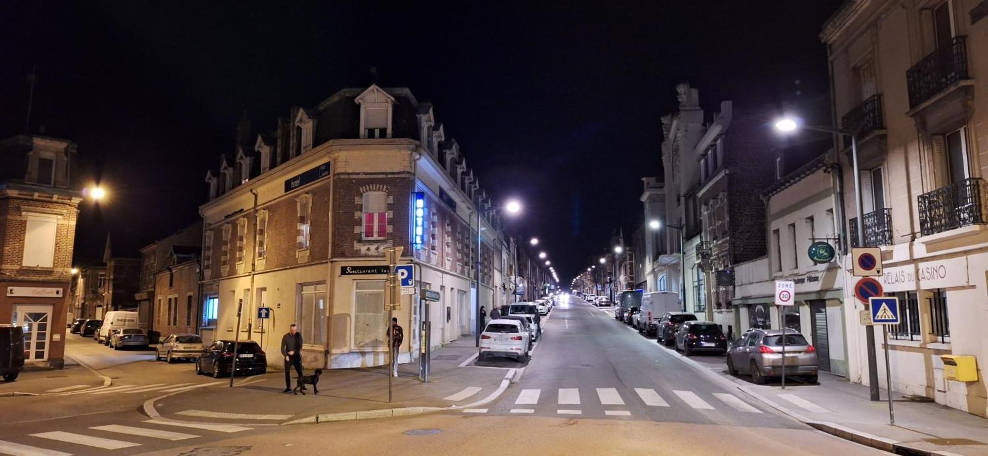 Hotel- Restaurant Le Saint Quentin 外观 照片